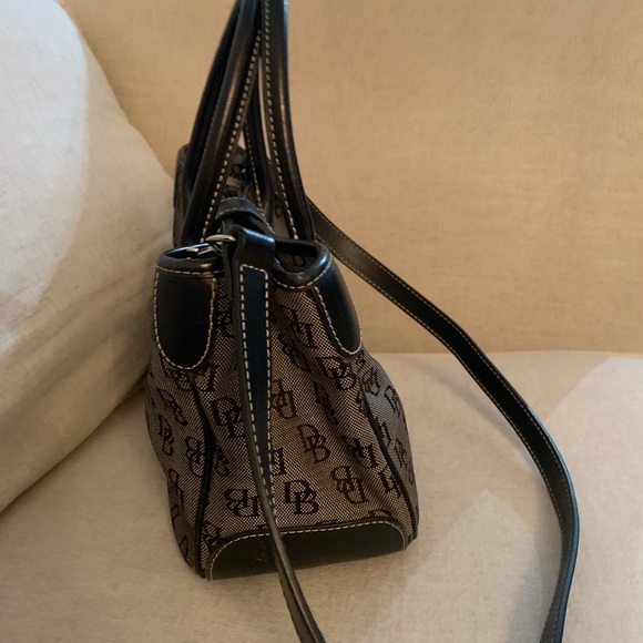 Dooney & Bourke Bag Tote - Picture 5 of 16